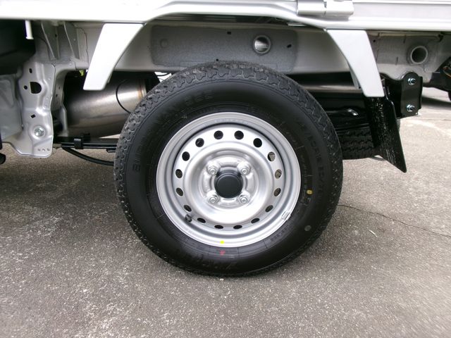 NISSAN CLIPPER truck 4WD 2025