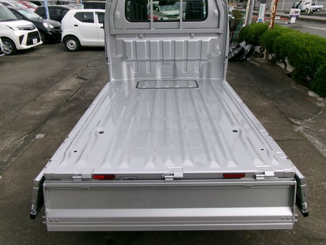 NISSAN CLIPPER truck 4WD 2025