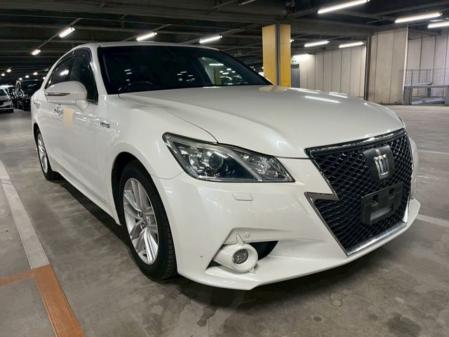 TOYOTA CROWN sedan hybrid 2014