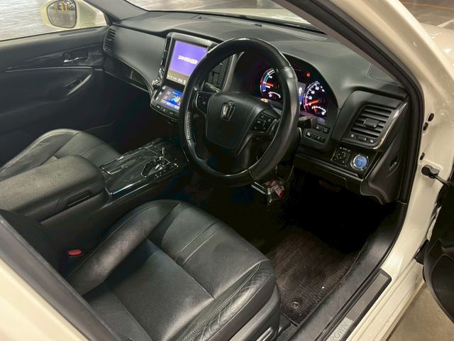 TOYOTA CROWN sedan hybrid 2014