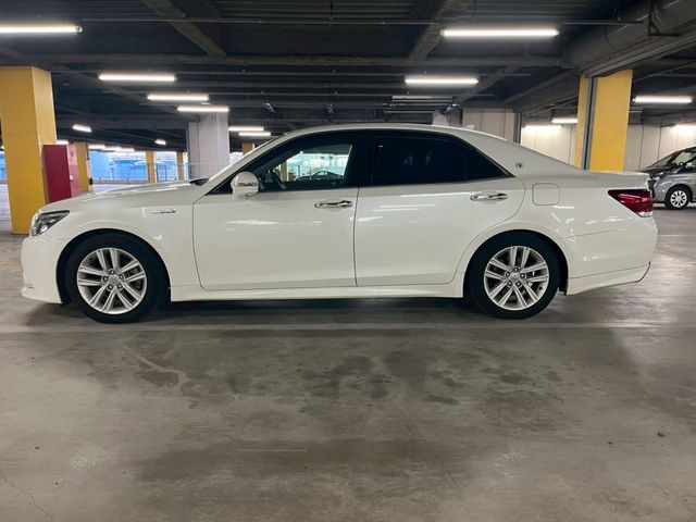 TOYOTA CROWN sedan hybrid 2014