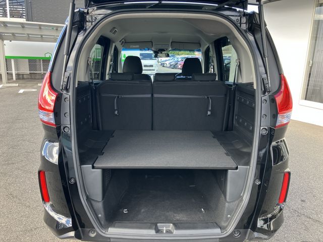 HONDA FREED plus HYBRID 2017