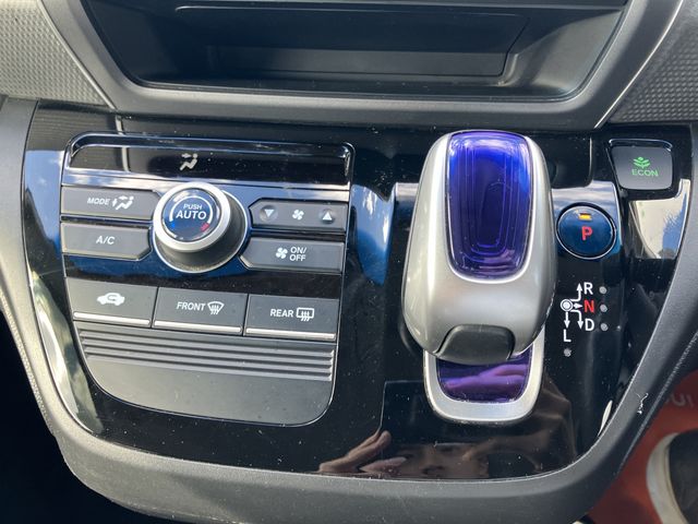 HONDA FREED plus HYBRID 2017