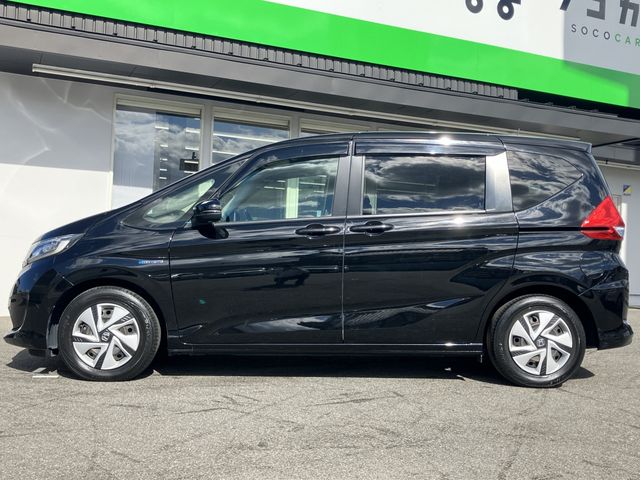 HONDA FREED plus HYBRID 2017