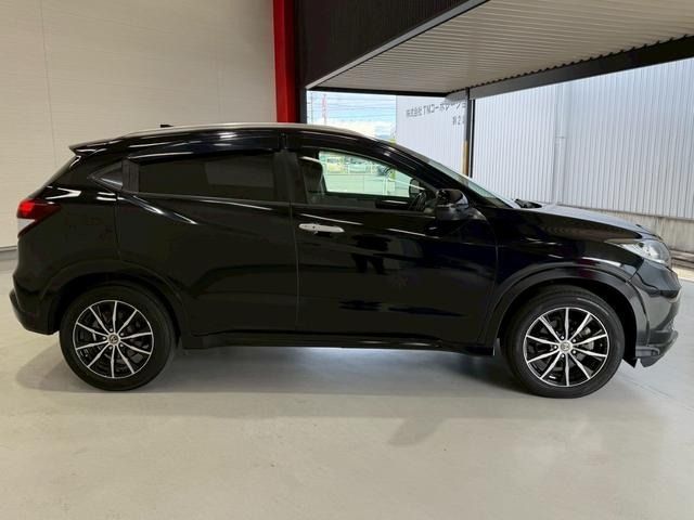 HONDA VEZEL HYBRID 2015