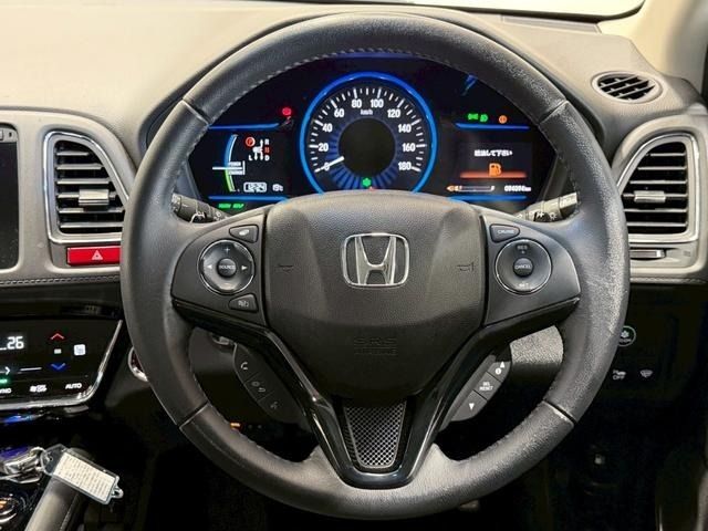 HONDA VEZEL HYBRID 2015