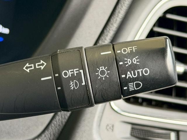 HONDA VEZEL HYBRID 2015