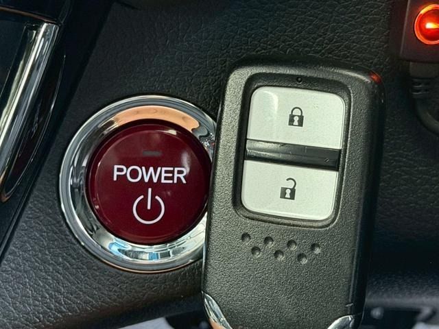 HONDA VEZEL HYBRID 2015