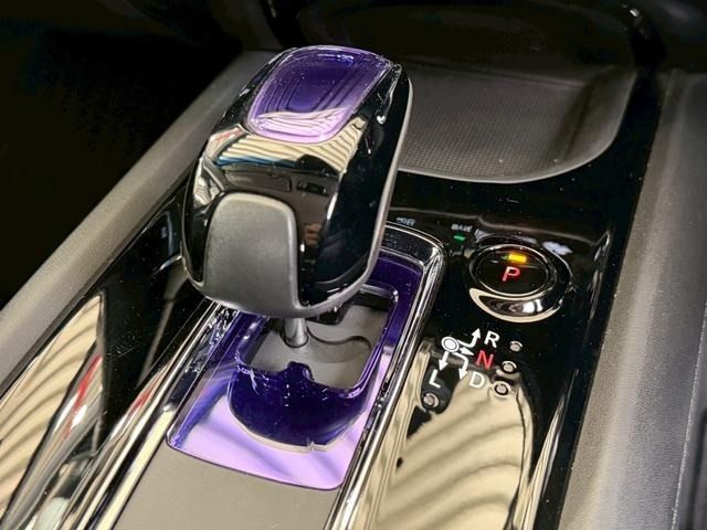 HONDA VEZEL HYBRID 2015