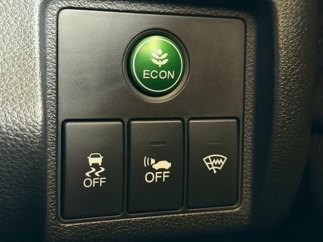 HONDA VEZEL HYBRID 2015