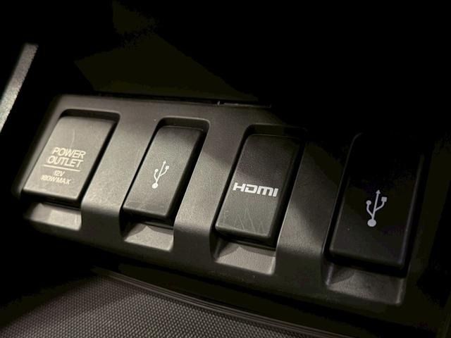 HONDA VEZEL HYBRID 2015