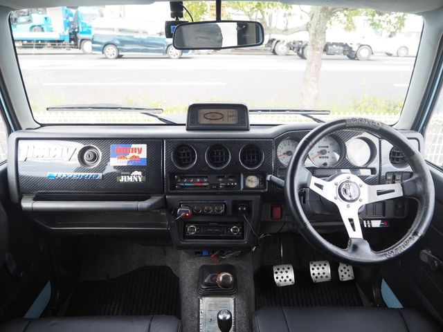 SUZUKI JIMNY 4WD 1996