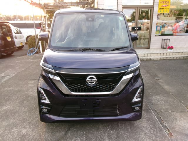 NISSAN ROOX 2022