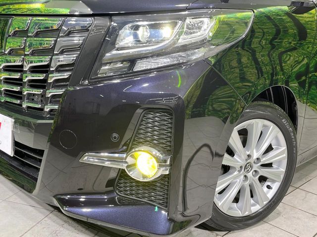 TOYOTA ALPHARD 2015
