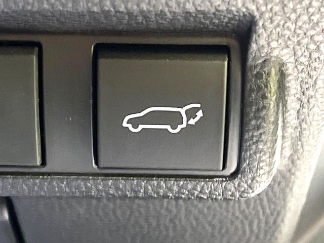 TOYOTA COROLLA CROSS HYBRID 2024