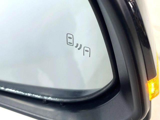 TOYOTA COROLLA CROSS HYBRID 2024