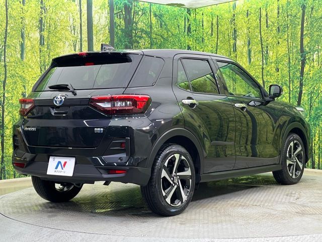TOYOTA RAIZE HYBRID 2024