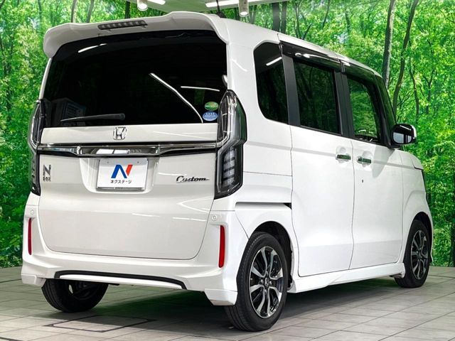 HONDA N BOX CUSTOM 2018