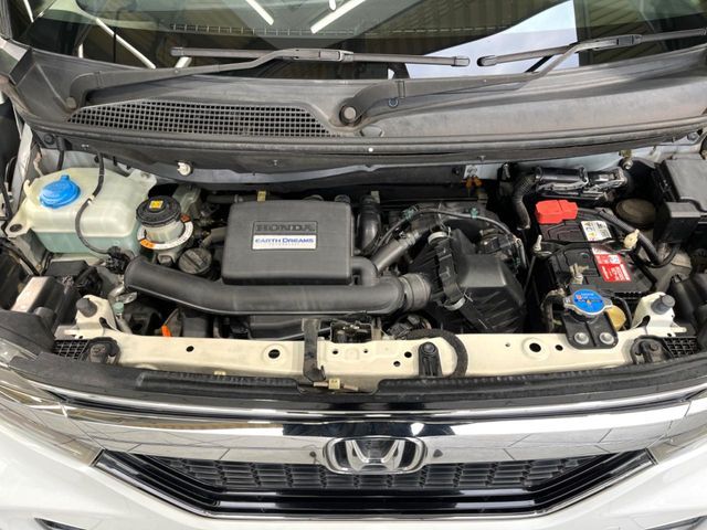 HONDA N BOX CUSTOM 2018