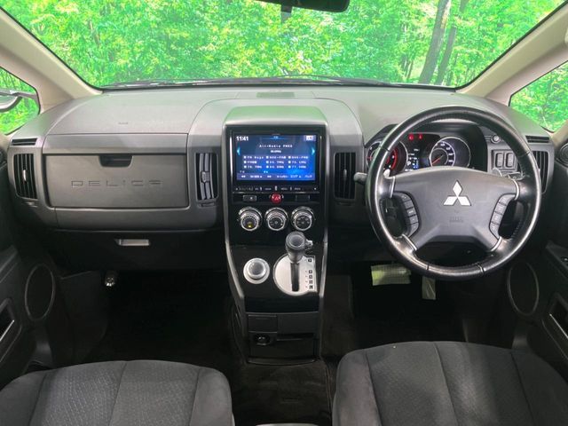 MITSUBISHI DELICA D:5 4WD 2016