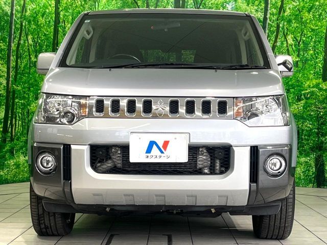MITSUBISHI DELICA D:5 4WD 2016