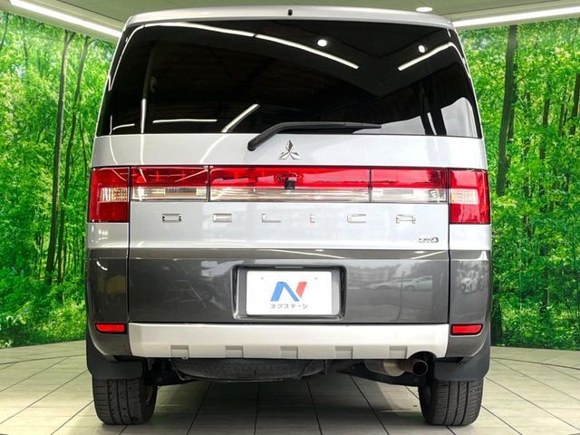 MITSUBISHI DELICA D:5 4WD 2016