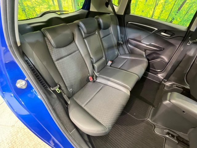 HONDA FIT HYBRID 2016