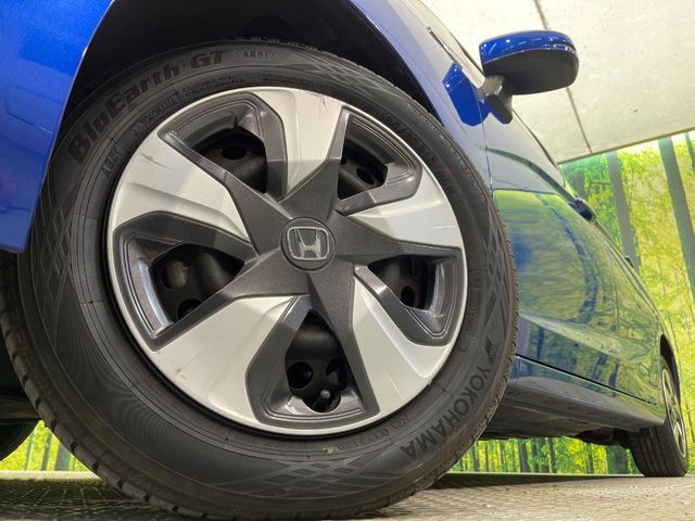 HONDA FIT HYBRID 2016