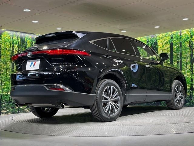 TOYOTA HARRIER 2WD 2024