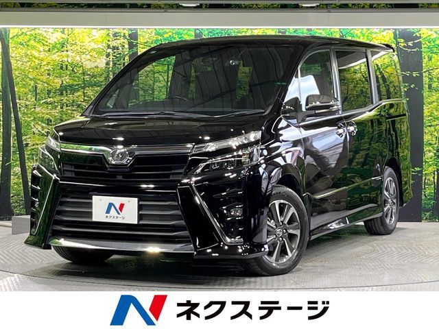 TOYOTA VOXY 2018