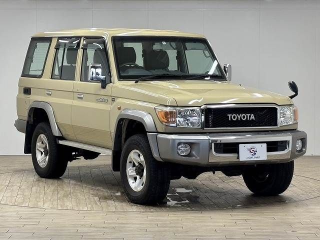 TOYOTA LANDCRUISER van 2015