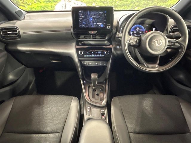 TOYOTA YARIS CROSS 2025