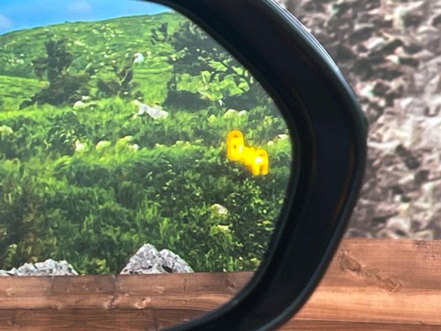 TOYOTA YARIS CROSS 2025