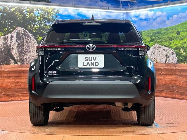 TOYOTA YARIS CROSS 2025