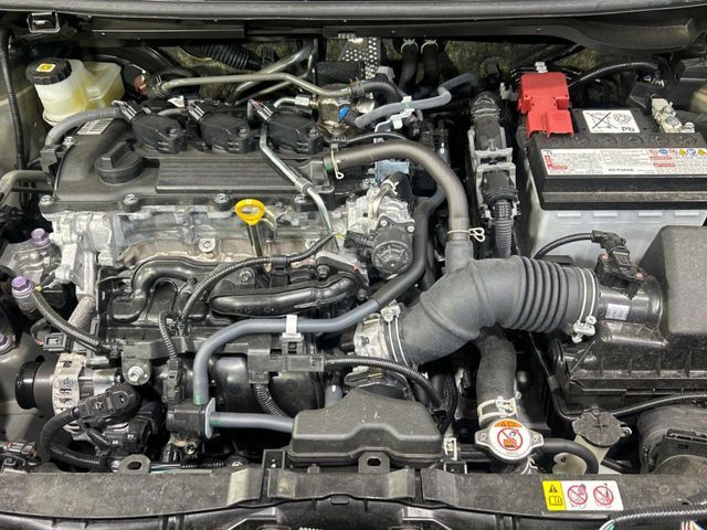 TOYOTA YARIS CROSS 2025