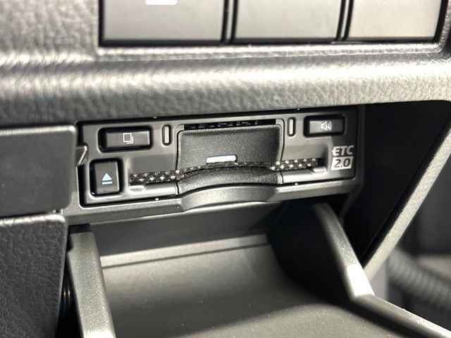 TOYOTA LEXUS LBX 2024