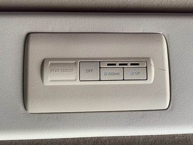 MITSUBISHI DELICA D:5 2WD 2008