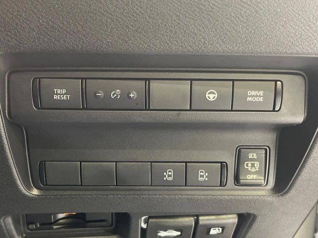 NISSAN SERENA  WG 2024