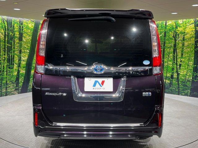 TOYOTA ESQUIRE HYBRID 2015