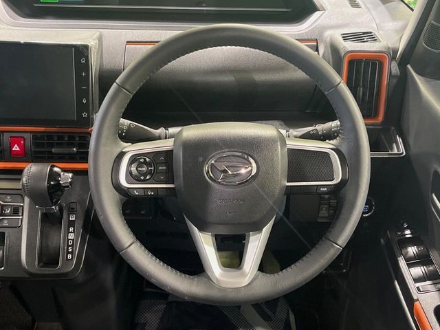 DAIHATSU TANTO FAN CROSS 2023