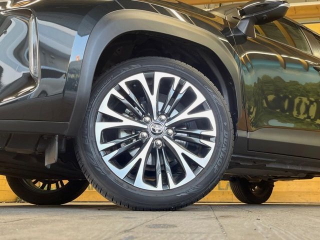 TOYOTA YARIS CROSS 2023