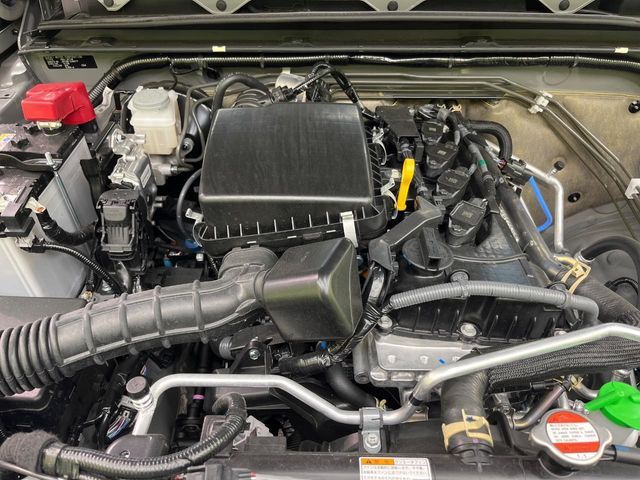 SUZUKI JIMNY SIERRA 2025