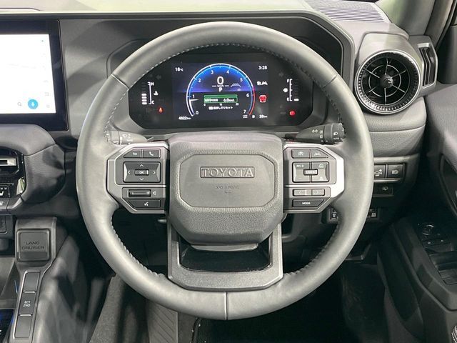 TOYOTA LANDCRUISER 250 2024