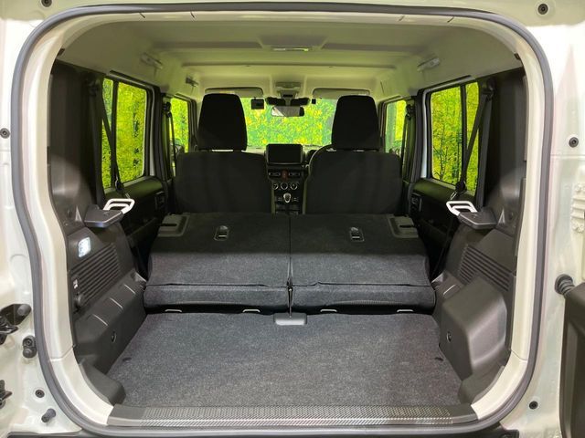 SUZUKI JIMNY NOMADE 2025