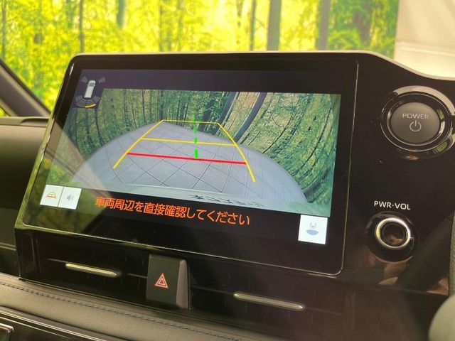 TOYOTA VOXY HYBRID 2025