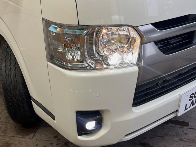 TOYOTA HIACE van 2WD 2025