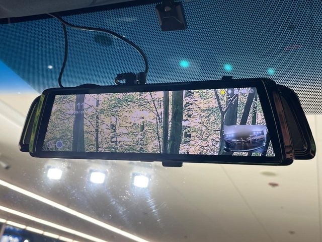 TOYOTA VELLFIRE 2016