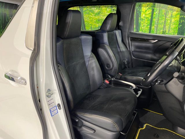 TOYOTA VELLFIRE 2016