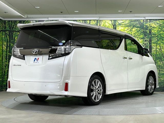 TOYOTA VELLFIRE 2016