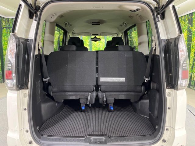 NISSAN SERENA  WG 2018